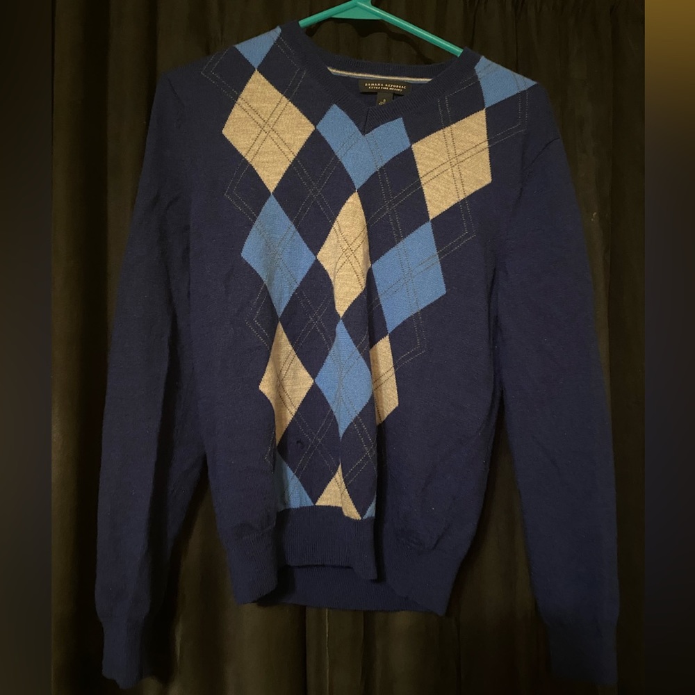 Banana republic boys small dark blue long sleeved sweater